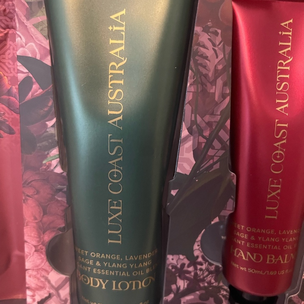 Luxury Bath & Body Gift Set - Brand New - Picture 4 of 5
